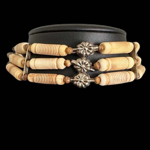 Handmade Traditional 3 Row Hairpipe Tribal Native Choker Bead Necklace - Picture 1 of 4